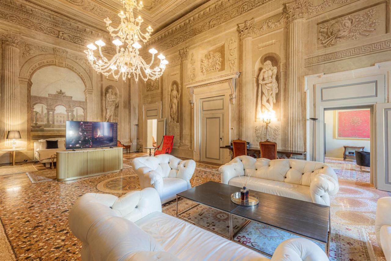 Corte Realdi - Palazzo Camozzini 베로나 외부 사진